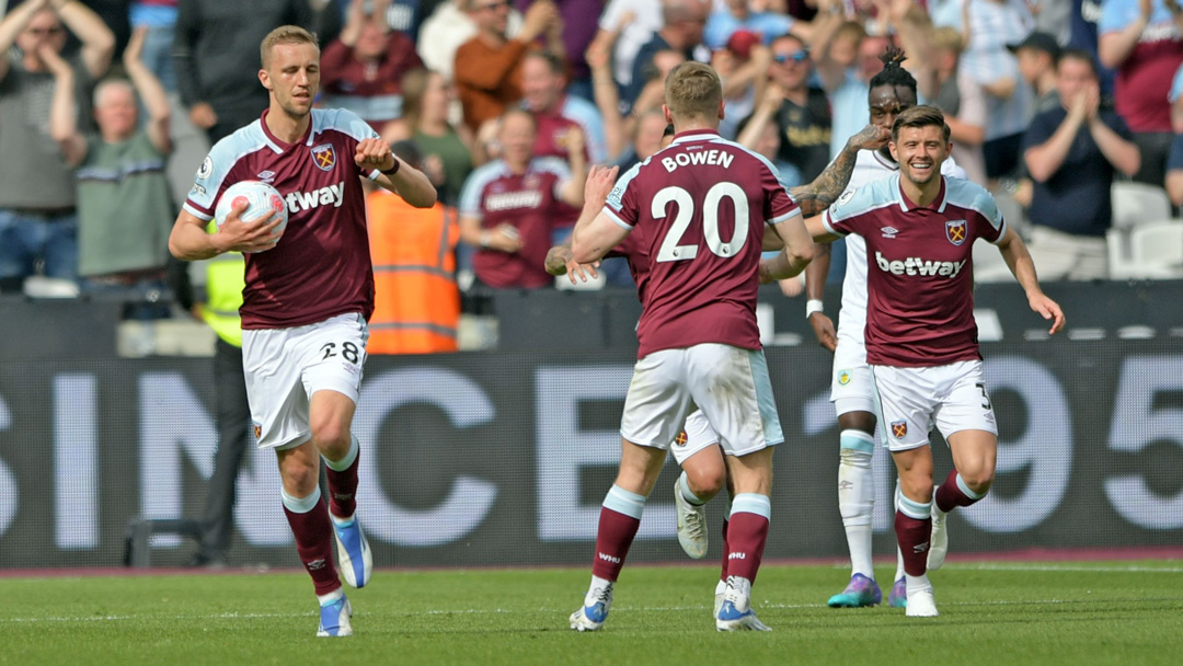 West Ham vs Burnley – Soi kèo nhà cái bóng đá 21h00 ngày 10/03/2024 – Ngoại Hạng Anh