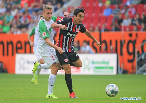 Eintracht Frankfurt vs Augsburg– Soi kèo nhà cái bóng đá 01h30 ngày 20/04/2024 – VĐQG Đức