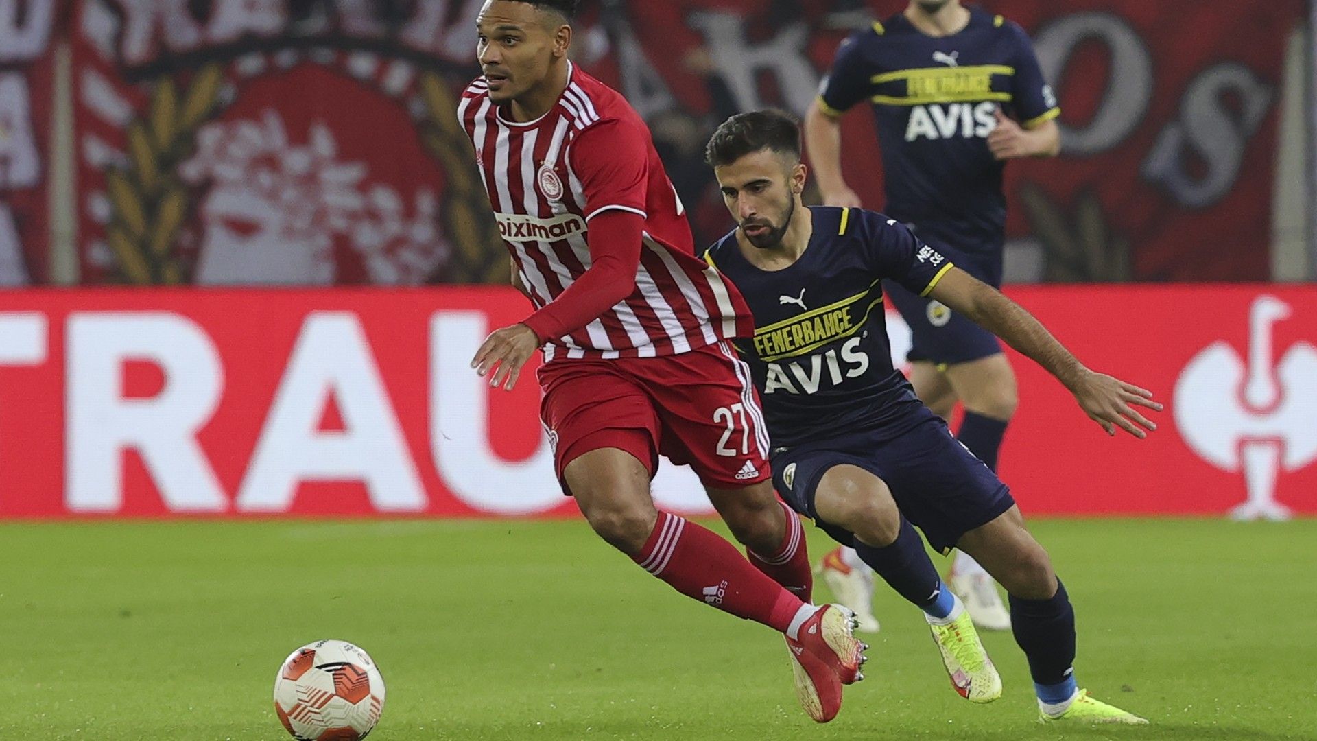 Olympiacos Piraeus vs Fenerbahce – Soi kèo nhà cái bóng đá 23h45 ngày 11/04/2024 – Europa Conference League