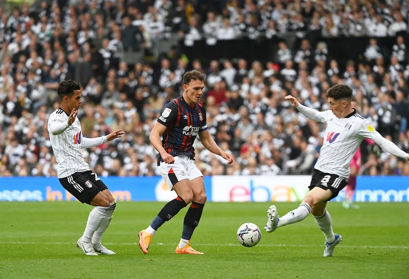 Luton vs Fulham – Soi kèo nhà cái bóng đá 22h00 ngày 19/05/2024 – Ngoại Hạng Anh