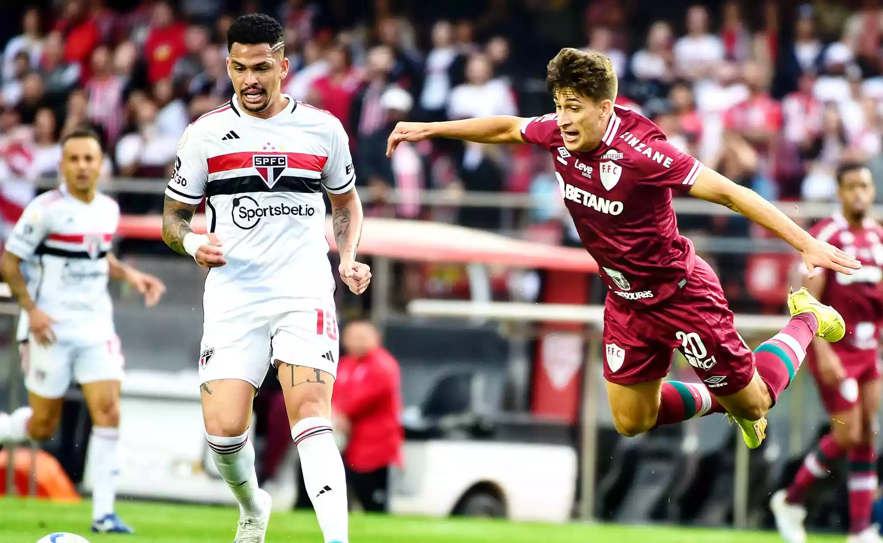 Sao Paulo vs Fluminense – Soi kèo nhà cái bóng đá 05h00 ngày 14/05/2024 – VĐQG Brazil