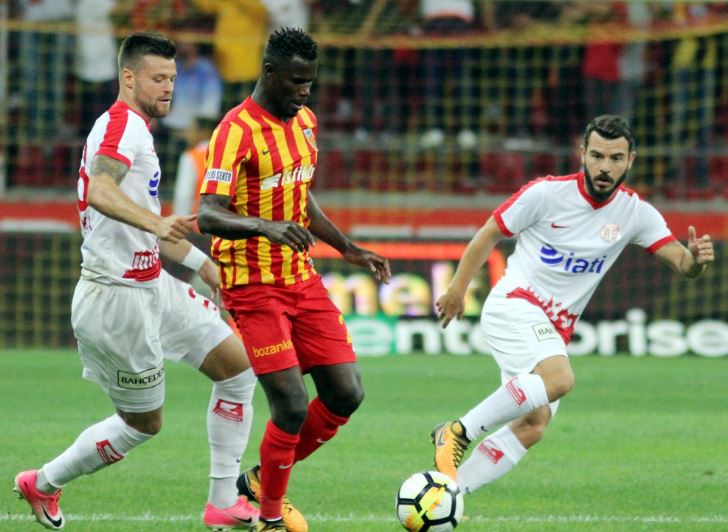 Sivasspor vs Kayserispor – Soi kèo nhà cái bóng đá 23h00 ngày 25/05/2024 – VĐQG Thổ Nhĩ Kỳ