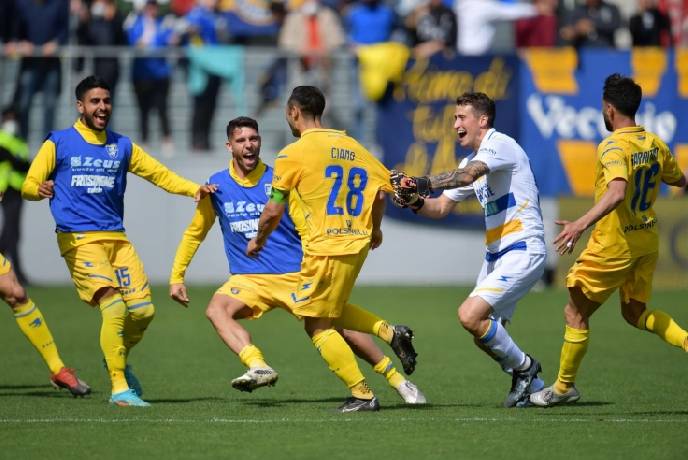 Monza vs Frosinone– Soi kèo nhà cái bóng đá 20h00 ngày 19/05/2024 – VĐQG Italia