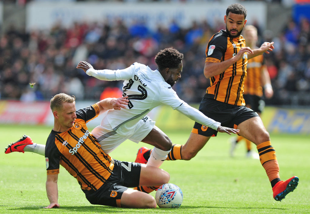 Hull City vs Bristol City – Soi kèo nhà cái bóng đá 18h30 ngày 10/08/2024 – Hạng Nhất Anh