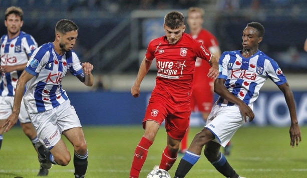 Twente vs Heerenveen – Soi kèo nhà cái bóng đá 01h00 ngày 18/09/2024 – VĐQG Hà Lan