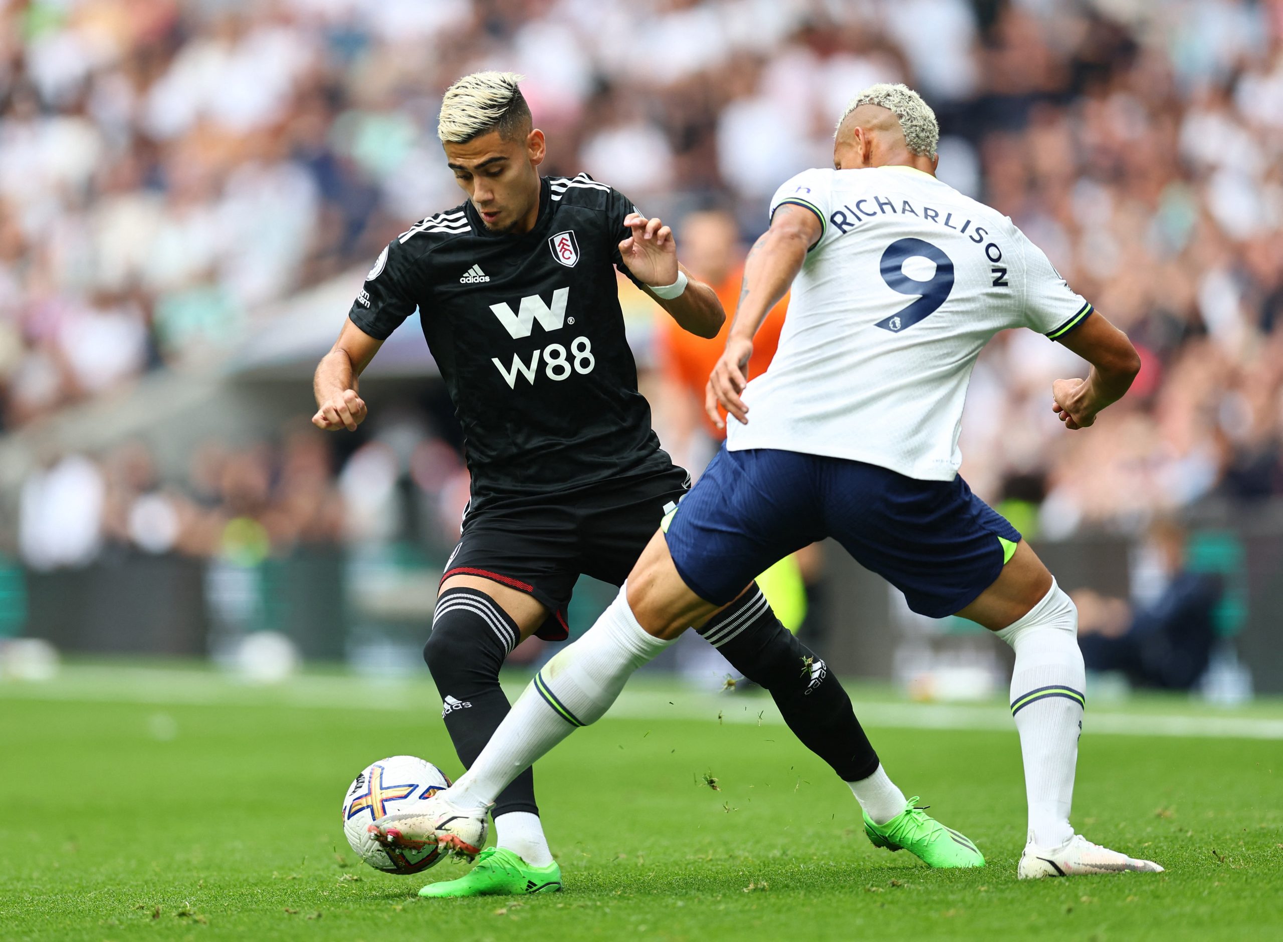 Tottenham vs Fulham – Soi kèo nhà cái bóng đá 20h30 ngày 01/12/2024 – Ngoại Hạng Anh