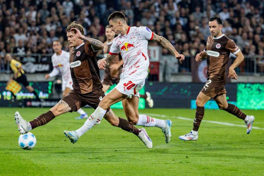 Holstein Kiel vs Leipzig – Soi kèo nhà cái bóng đá 21h30 ngày 07/12/2024 – VĐQG Đức